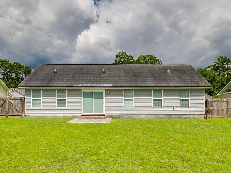 114 Mustang Dr — Photo 26