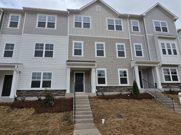 515 Light Oak Way, Apex, NC 27539