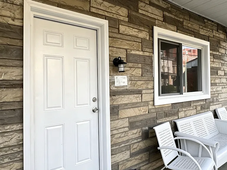 500 Edmond St — Photo 3