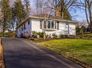 75 Hulburt Ave, Fairport, NY 14450