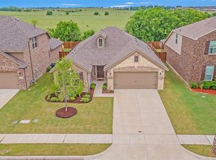 2143 Swanmore Way, Forney, TX 75126