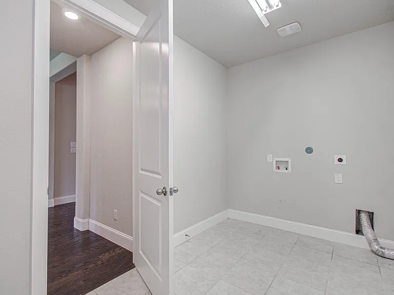 10223 Wylde Point Ln — Photo 40