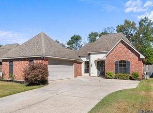 9965 Chanel Dr, Denham Springs, LA 70706
