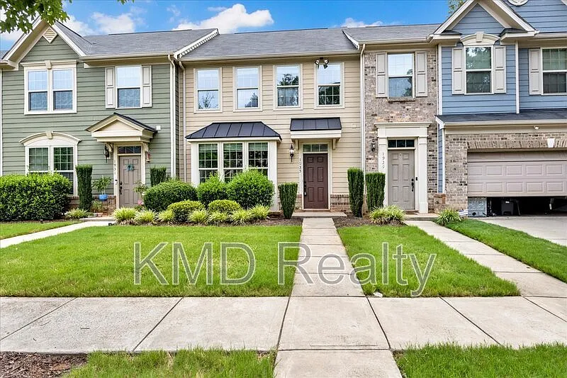 1935 Fleetwood Dr