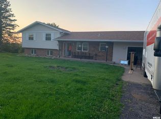 7232 N 2200th Ave, Geneseo, IL 61254