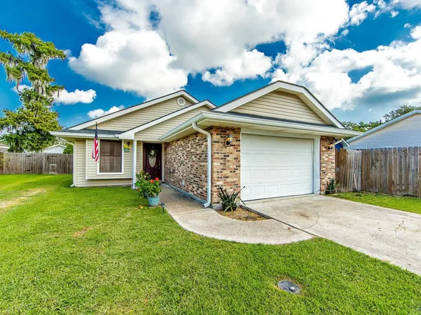 435 Tanglewood Dr, Houma, LA 70364
