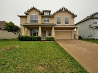 124 Holmstrom St, Hutto, TX 78634