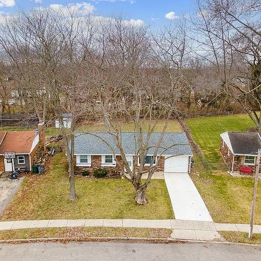 1274 Skylark Dr — Photo 4