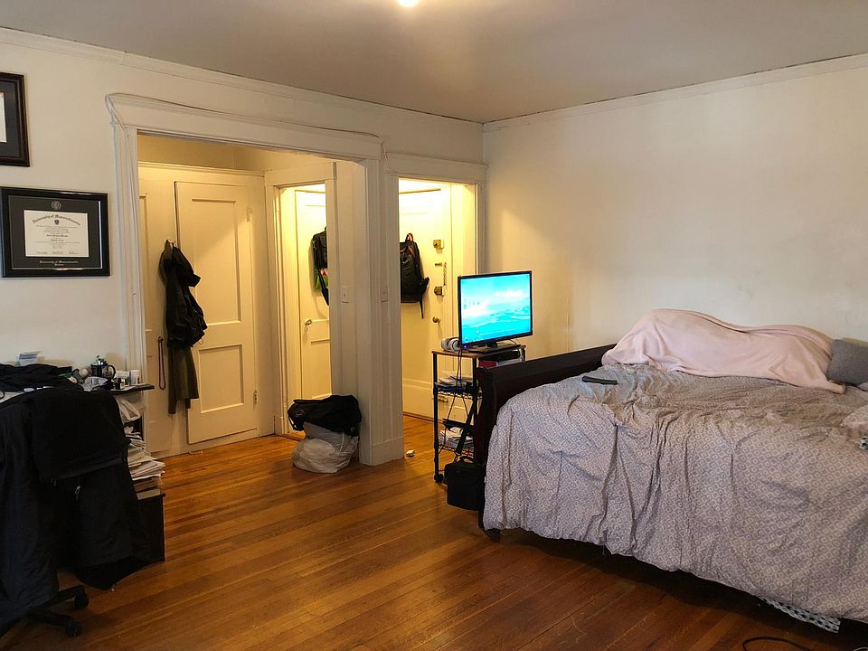 2nd image of 88 Washington St APT 26Z