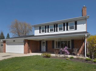 811 S Dryden Pl, Arlington Heights, IL
