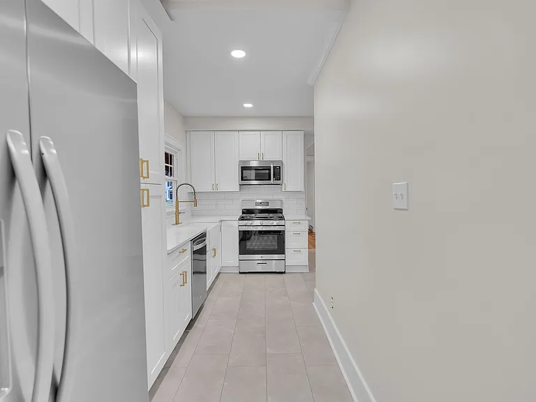 850 Campbell Blvd — Photo 18