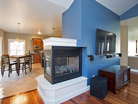 4th image of 264 Westchester Way
