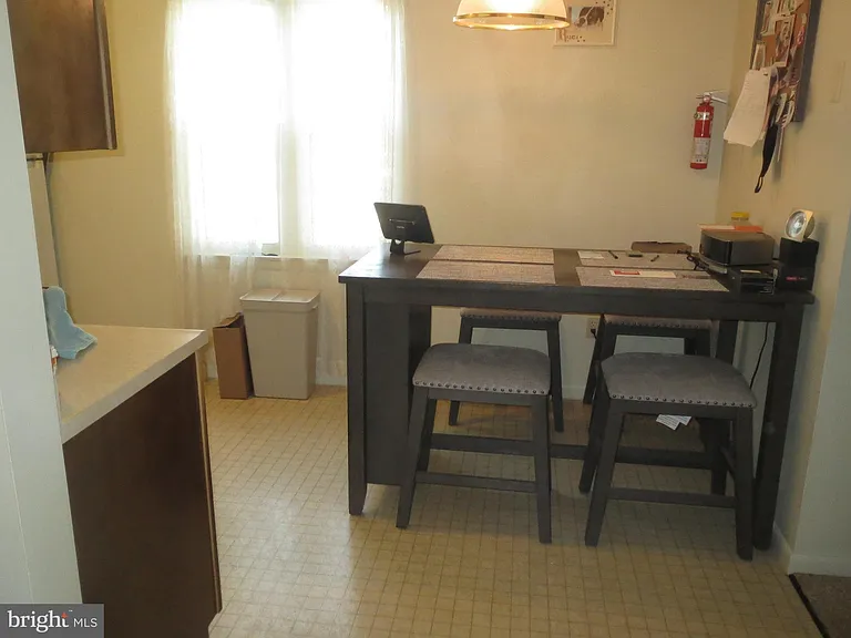 643 Main St #B-3 — Photo 9