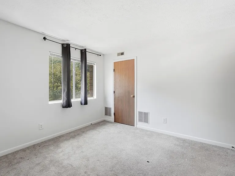 76 View Terrace Dr #9 — Photo 24