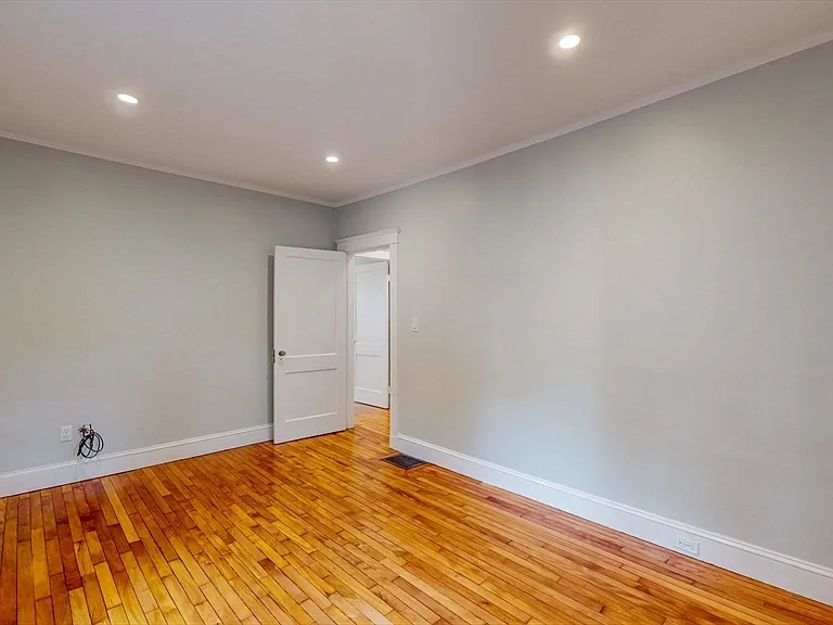 176 Parker St #0 — Photo 18