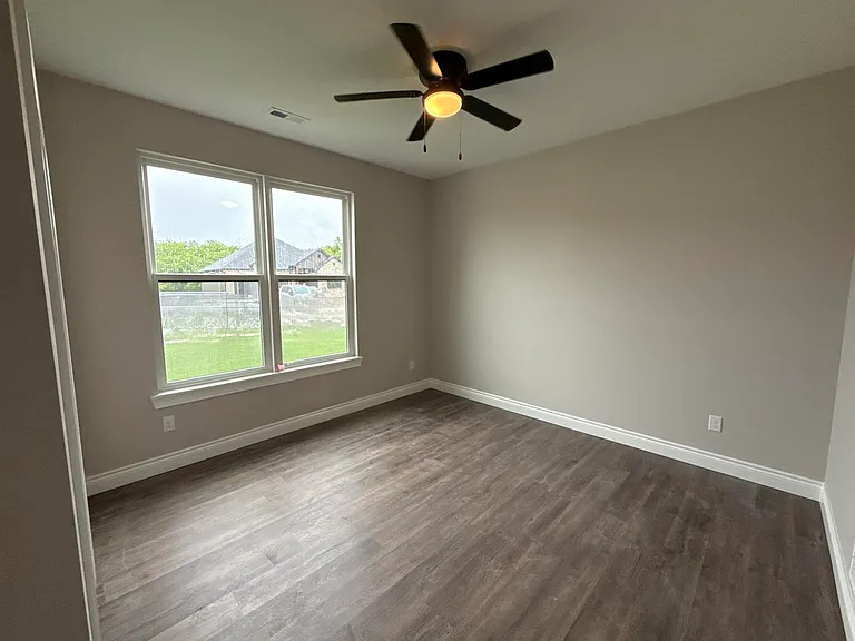 5205 Whisper Dr — Photo 13
