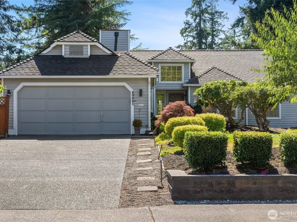 25021 Lake Wilderness CC Drive SE, Maple Valley, WA 98038