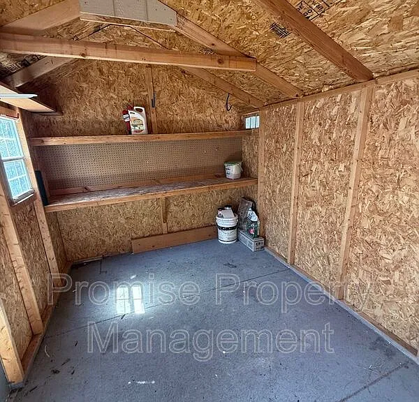 1209 Langford St — Photo 23