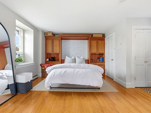 4th image of 58-60 Clarendon St #5