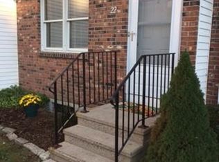 22 Vintner Pl, Enfield, CT 06082