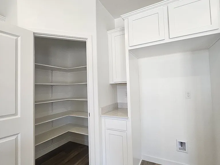 4730 Sami Jo Dr — Photo 15
