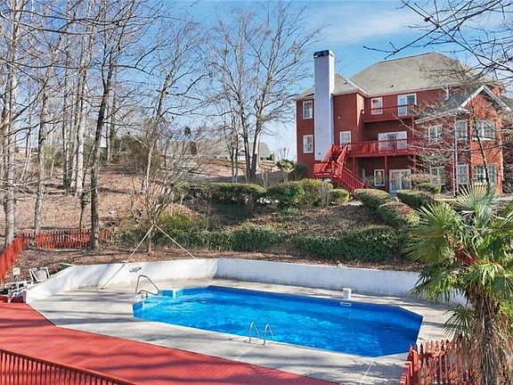 2nd image of 2857 Bridgeview Dr