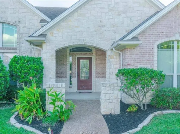 4200 Colchester Ct, College Station, TX 77845