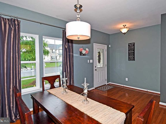 3rd image of 3950 Lake Ashby Ct