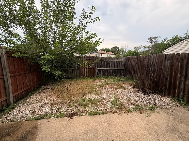 4610 Chiswell Dr — Photo 17