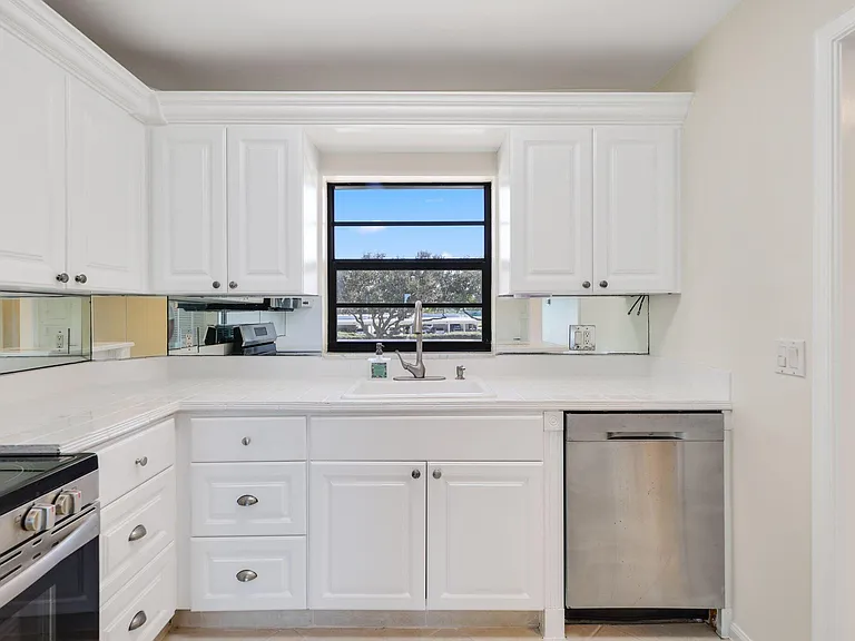 200 Intracoastal Pl #206 — Photo 6