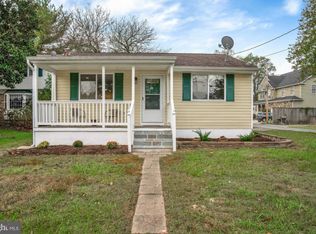 849 Riverside Dr, Pasadena, MD 21122