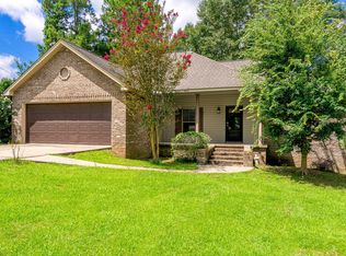 114 Stewart Dr, Petal, MS 39465