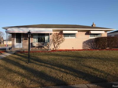 27820 Larry St, Roseville, MI, 48066