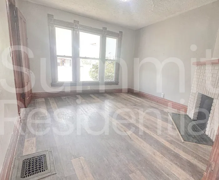 188 Marion Ave #188 — Photo 2
