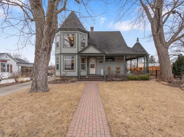248 N Main St, Oregon, WI 53575