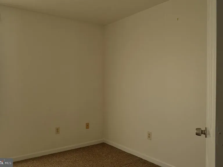890 Gaming Sq — Photo 16