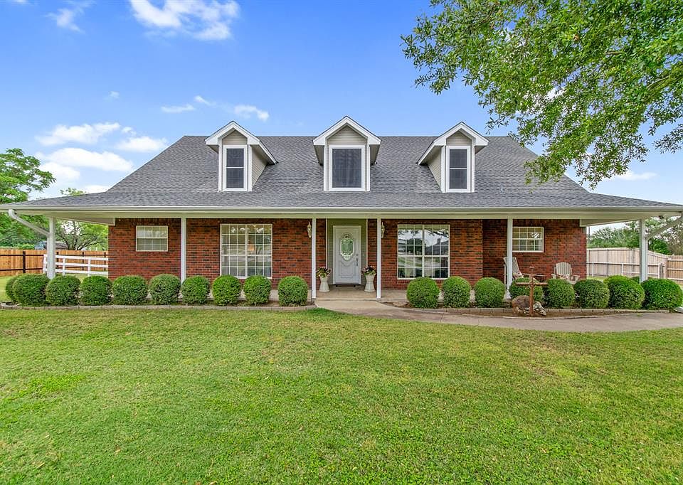 1st image of 7588 Levy Acres Cir E