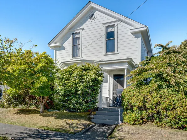 2102 B St, Eureka, CA 95501