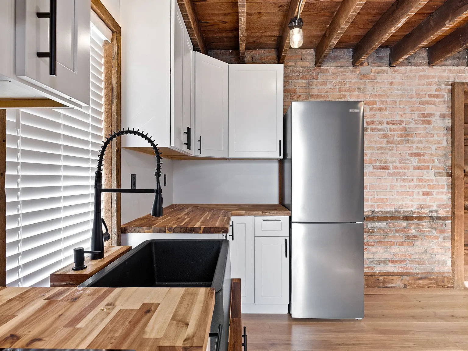 1 bed, 500 sqft, $1,400 — Photo 1