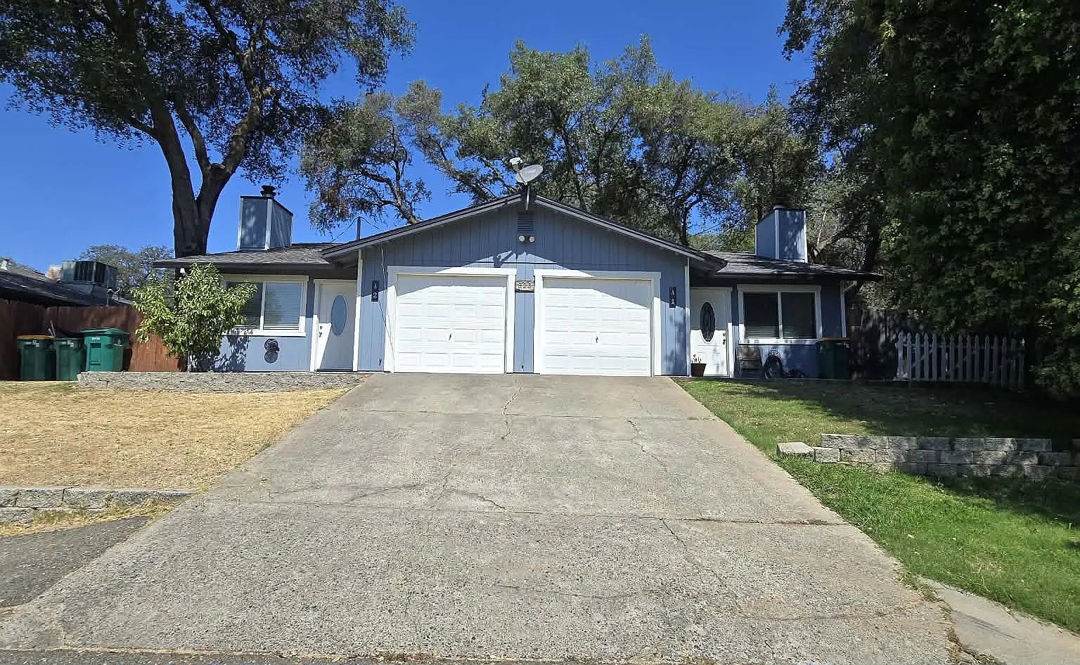 2 bed, 975 sqft, $2,295 — Photo 1