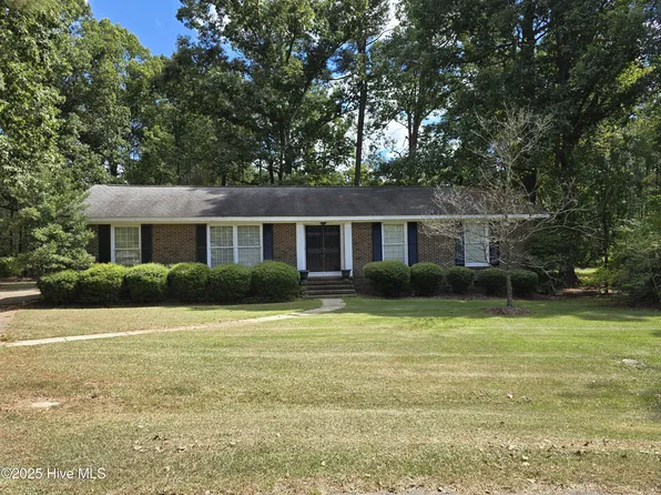 106 Pony Circle NW, Pikeville, NC 27863