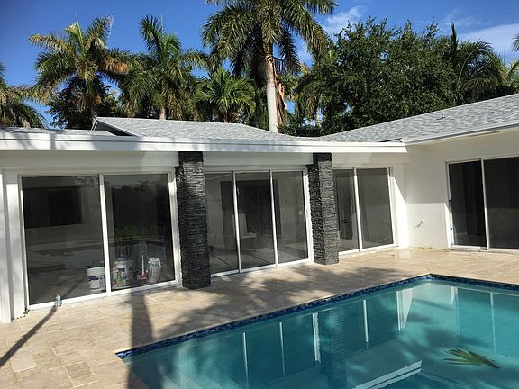 5th image of 13525 SW 72nd Ave