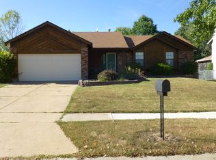 16859 Babler View Dr, Ballwin, MO 63011