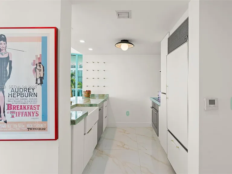 6000 Indian Creek Dr #5B — Photo 6