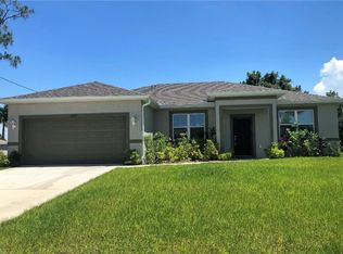 2204 NE 35th St, Cape Coral, FL 33909