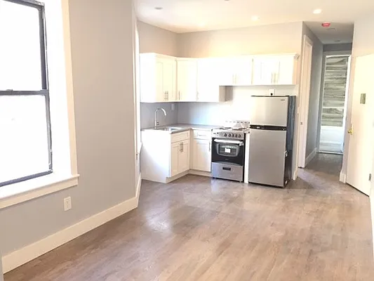 Rented by Lang Realty LLC | media 44