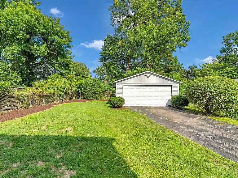 622 Norton Ave — Photo 15