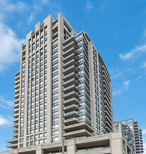 500 Saint Clair Ave W #605 — Photo 2