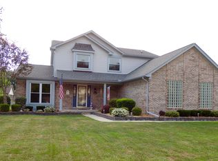 47887 Ramblewood Dr, Chesterfield, MI 48051
