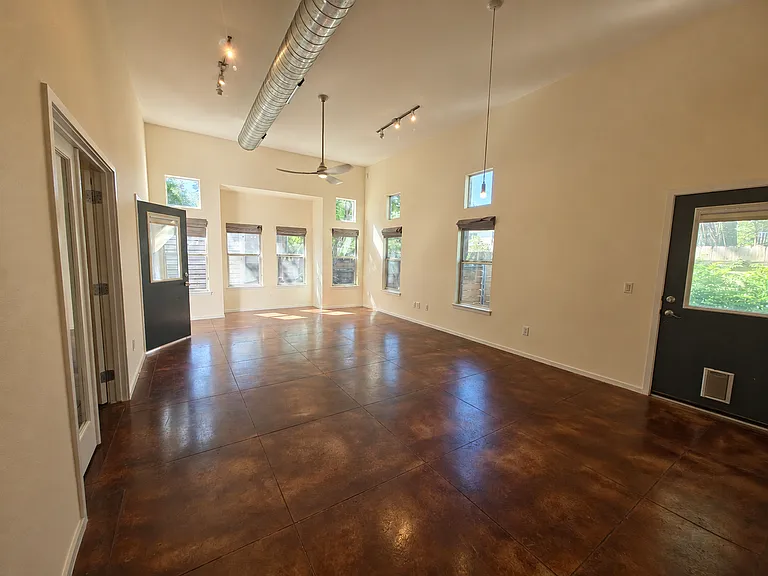 3806 Menchaca Rd #C — Photo 3